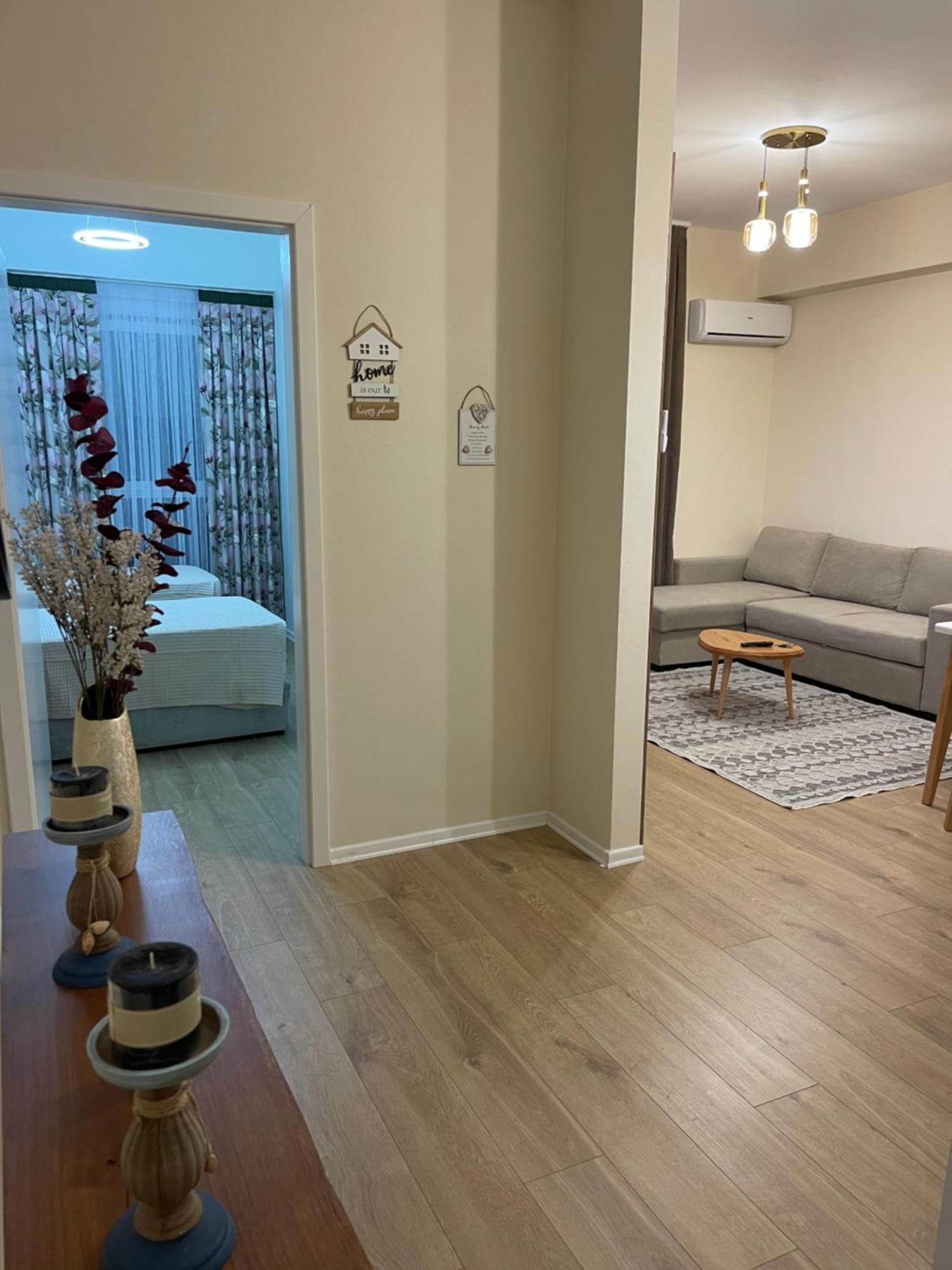Jona Lovely 1 Two Bedroom Ap Apartment Tirana